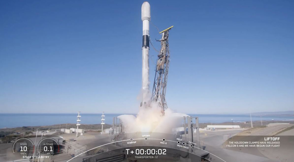 01_Launch-Transporter-12_c-SpaceX-webcast.JPG