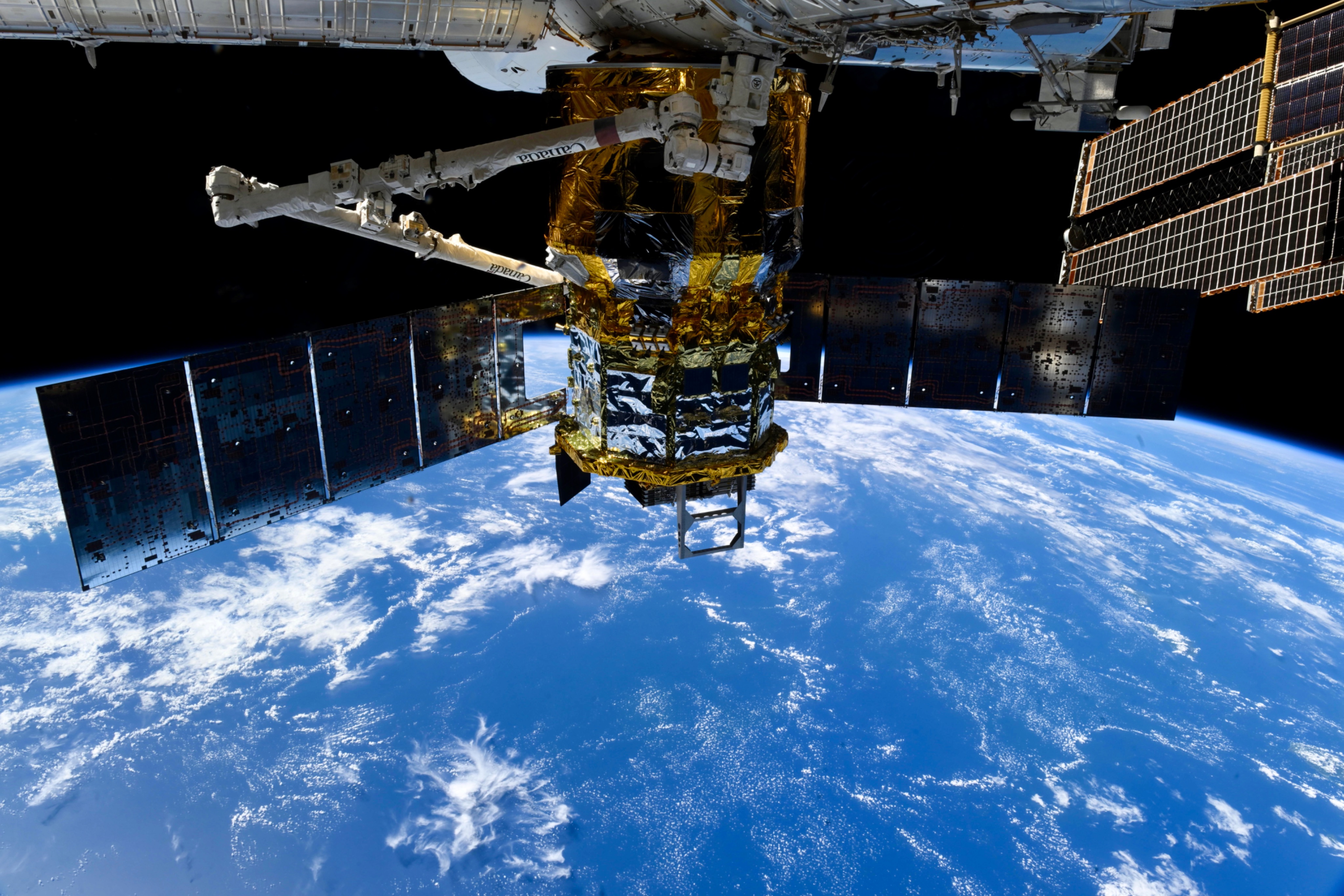 JAXA_HTV X-1_after-Docking_c-JAXA-Kimiya-Yui.jpeg